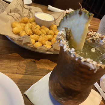 Cheddar's Scratch Kitchen - Cheese curds and pineapple Coconut Pineapple Mule - American Near Me - The Colony, Texas