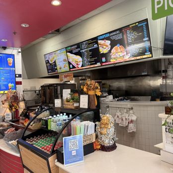Lee's Sandwiches - Vietnamese Near Me - Chino, California Lee's Sandwiches - Vietnamese Near Me - Chino, California