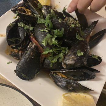 Uzzo Mediterranean Restaurant - Mussels appetizer - Mediterranean Near Me - Boca Raton, Florida Uzzo Mediterranean Restaurant - Mussels appetizer - Mediterranean Near Me - Boca Raton, Florida