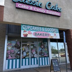 Classic Cake Decorations