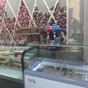 Eleon Pizza & Pastry - Gelatos - Pizza Near Me - Jacksonville, Florida