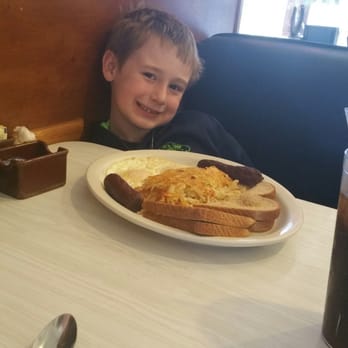 Ranch Kitchen - Breakfast & Brunch Near Me - Woodland, California