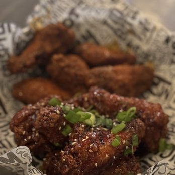 Chi-Kin - Buffalo wings and sweet gochujang Small Wing Basket (10 Wings) - Korean Near Me - Orlando, Florida Chi-Kin - Buffalo wings and sweet gochujang Small Wing Basket (10 Wings) - Korean Near Me - Orlando, Florida