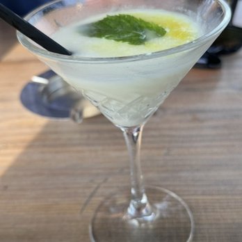La Plume - I end my meal with a refreshing lemon sorbet. - Pizza Near Me - Peschiera del Garda, VR