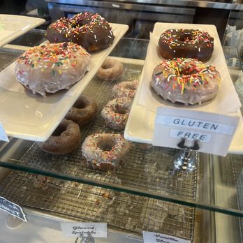 Mammoth Coffee Roasting Company - Donuts - Coffee & Tea Near Me - Mammoth Lakes, California Mammoth Coffee Roasting Company - Donuts - Coffee & Tea Near Me - Mammoth Lakes, California