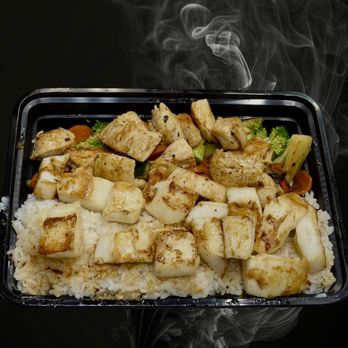Hanami Teppanyaki Grill - Combination Chicken & Calamari - Teppanyaki Near Me - Norwalk, California Hanami Teppanyaki Grill - Combination Chicken & Calamari - Teppanyaki Near Me - Norwalk, California