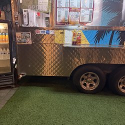Tacos El Chino - The menu.