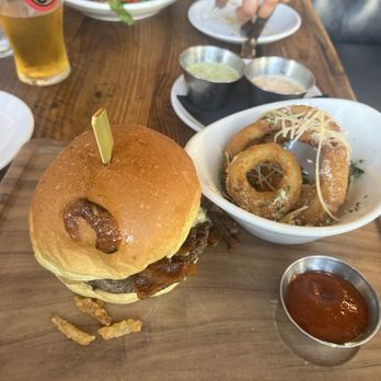 Finney's Crafthouse - Ventura - Black and blue burger with onion rings - New American Near Me - Ventura, California Finney's Crafthouse - Ventura - Black and blue burger with onion rings - New American Near Me - Ventura, California