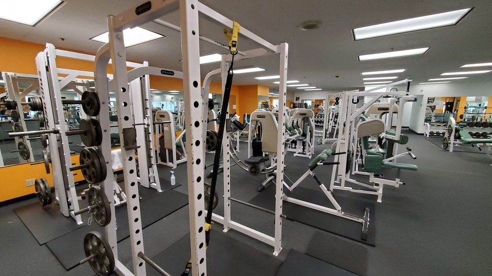 DOWNTOWN FITNESS CENTER Updated September 2024 14 Photos & 26 Reviews 365 Canal St, New