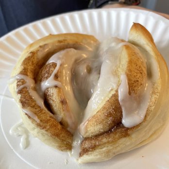 Dolgeville Bread Basket - Cinnamon bun - Bakeries Near Me - Dolgeville, New York