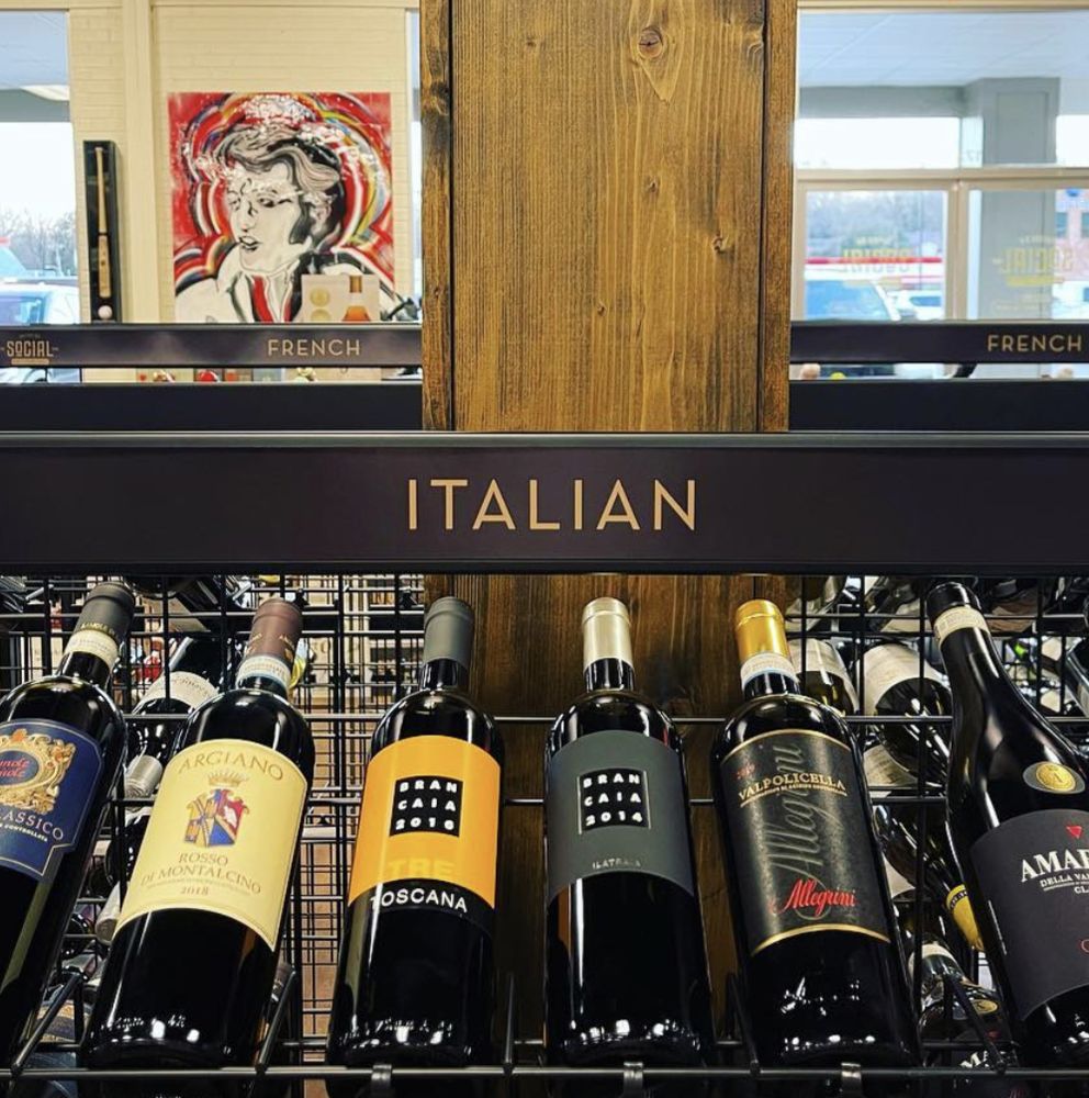 Social Wine And Whiskey House, Oxford Roadtrippers