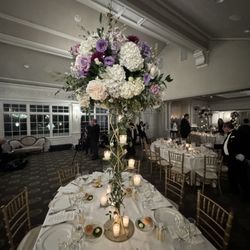 Crest Florist - Incredible colors and decor