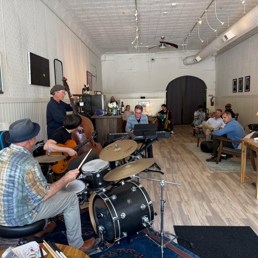 Parkside Wine Bar - Jazz jam session at Parkside. - Wine Bars Near Me - Sonoma, California Parkside Wine Bar - Jazz jam session at Parkside. - Wine Bars Near Me - Sonoma, California