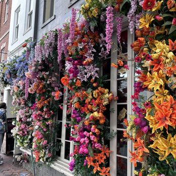 El Centro - the outside - Bars Near Me - Washington, DC, District of Columbia