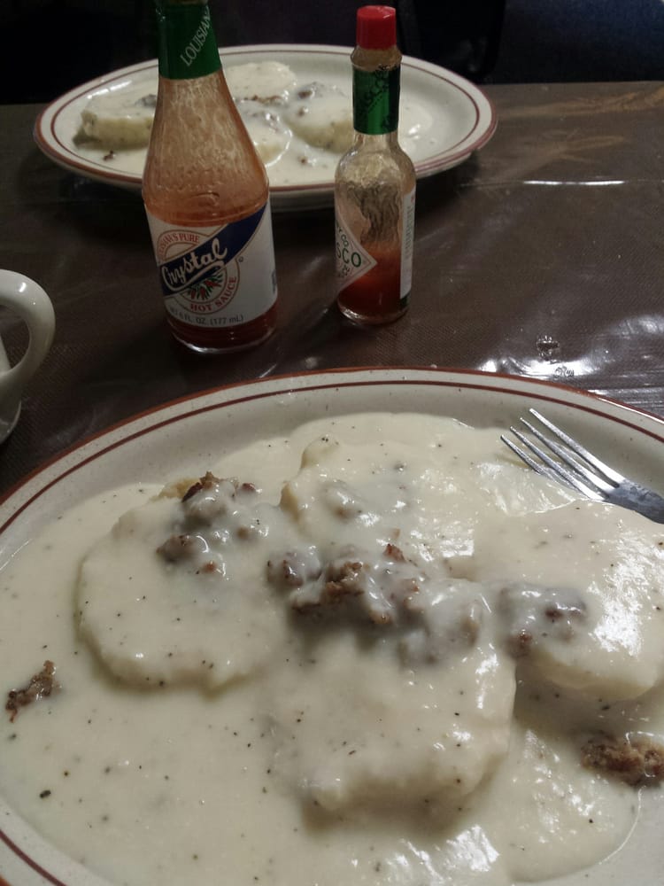 CHRISTINES CAFE Updated September 2024 16 Reviews 1107 E Chestnut