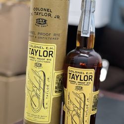 Circus Liquor