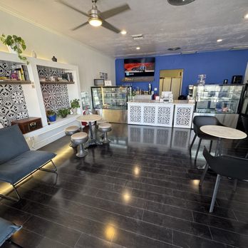 Central Bean Cafe - Inside seating - Coffee & Tea Near Me - Phoenix, Arizona