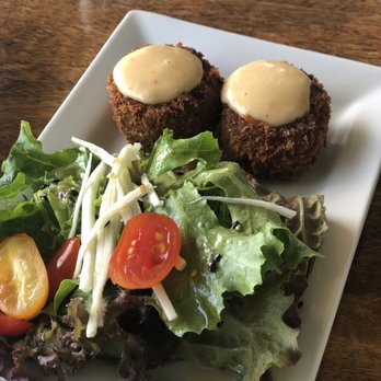 Hilo Bay Cafe - Crab Cakes - New American Near Me - Hilo, Hawaii Hilo Bay Cafe - Crab Cakes - New American Near Me - Hilo, Hawaii