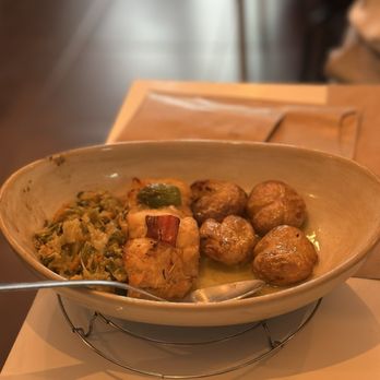 Essência Lusa - This was my meal- the roasted cod with potatoes and veggies. - Portuguese Near Me - Porto, 13 Essência Lusa - This was my meal- the roasted cod with potatoes and veggies. - Portuguese Near Me - Porto, 13