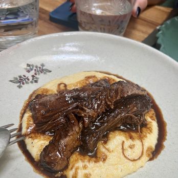 Rosetta - Braised short ribs and polenta - Italian Near Me - Ciudad de México, DIF Rosetta - Braised short ribs and polenta - Italian Near Me - Ciudad de México, DIF
