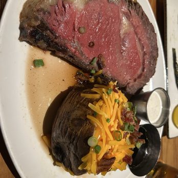 Remington's - Prime rib. - American Near Me - Chicago, Illinois