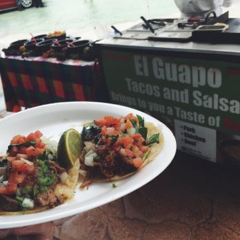 El Guapo - two tacos on a plate - Tacos Near Me El Guapo - two tacos on a plate - Tacos Near Me