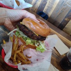 Foster's Grille - 1/2 pound hamburger