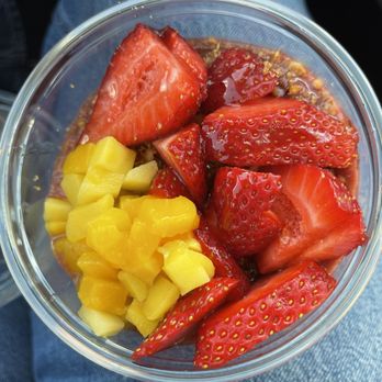 OK Poke’ - Açaí bowl (açaí and granola is under the fruit) - Hawaiian Near Me - Ardmore, Oklahoma