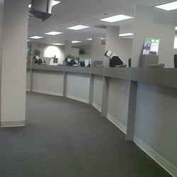 Department of Motor Vehicles Julington Creek - Whaa?? Nobody in this DMV? Love it!
