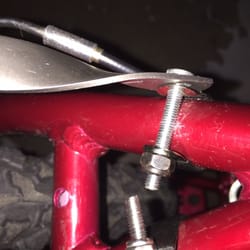Bike Surgeon - The small clamp didn't fit so they screwed it in anyhow digging the screw in to the frame. See where the metal dust is from the damage?