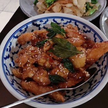 Pineapple Thai - Sesame Chicken - Thai Near Me - Cupertino, California Pineapple Thai - Sesame Chicken - Thai Near Me - Cupertino, California