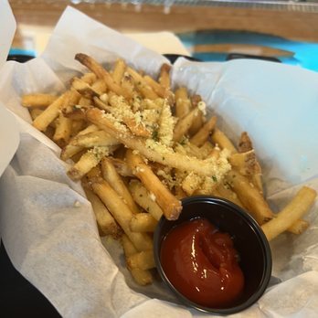 Schussboom Brewing - Parmesan fries - Breweries Near Me - Reno, Nevada Schussboom Brewing - Parmesan fries - Breweries Near Me - Reno, Nevada