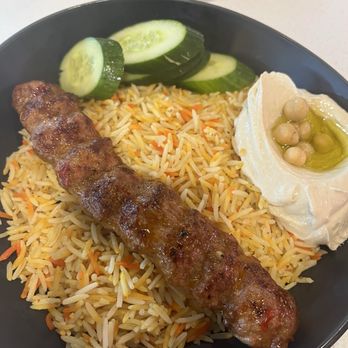 THE DOUGH SHOW - Tampa - Chicken Kofta bowl with rice and hummus - Middle Eastern Near Me - Tampa, Florida THE DOUGH SHOW - Tampa - Chicken Kofta bowl with rice and hummus - Middle Eastern Near Me - Tampa, Florida