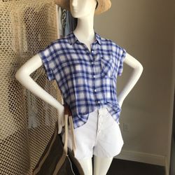 Currie - Very cute style here!