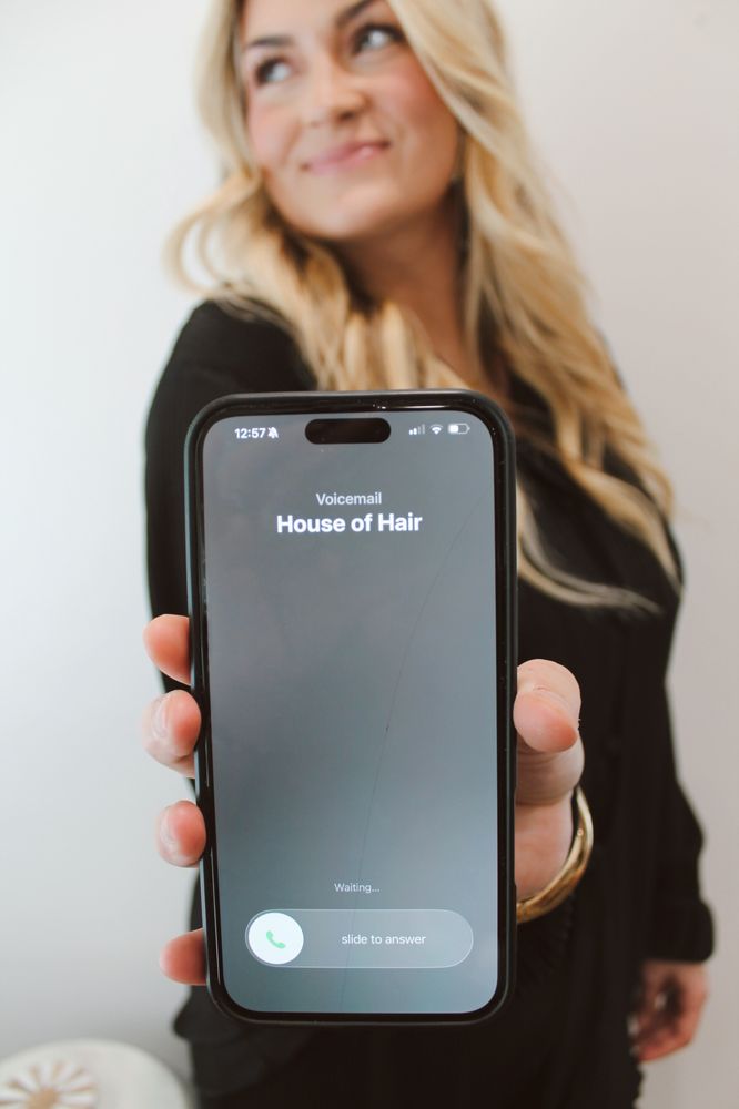 House of Hair Salon Logo