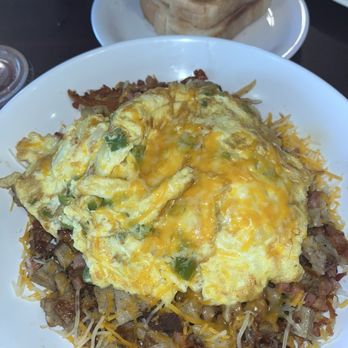 Anitas Cafe - Meat lovers Skillet - Breakfast & Brunch Near Me - Spring Green, Wisconsin