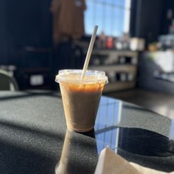 Quills Coffee - Iced honey latte (small)