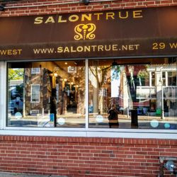 Salon True