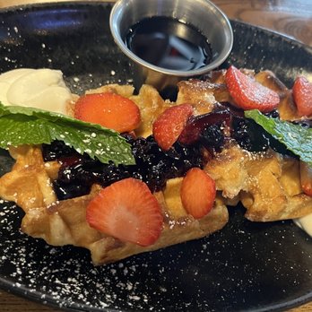 Chuck Lager America's Tavern - Waffles & Berries - Bars Near Me - Wesley Chapel, Florida