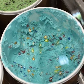 Casa de Fruta - Ice Cream Available - Fruits & Veggies Near Me - Hollister, California