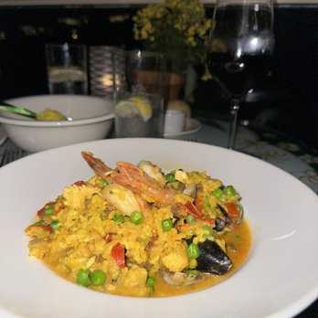 Geoffrey's Malibu - Seafood Paella - Seafood Near Me - Malibu, California