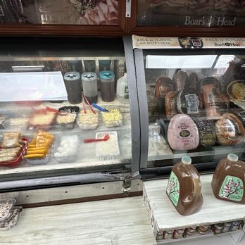 Cherry Valley Deli & Grill - Deli case - Delis Near Me - Whitestone, New York Cherry Valley Deli & Grill - Deli case - Delis Near Me - Whitestone, New York
