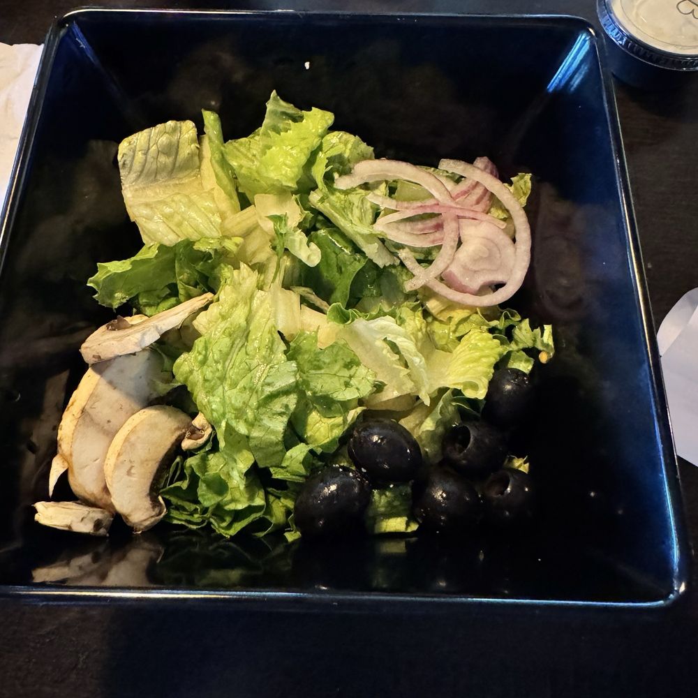 Trailblazer Craft Pizza & Brews - Dinner salad - it was okay. - Pizza Near Me - Grass Valley, California Trailblazer Craft Pizza & Brews - Dinner salad - it was okay. - Pizza Near Me - Grass Valley, California