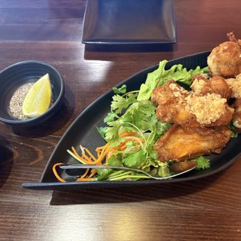 Happy Pho - K6. GARLIC BUTTER CHICKEN WINGS - CÁNH GÀ CHIÊN BƠ - Vietnamese Near Me - Littleton, Colorado