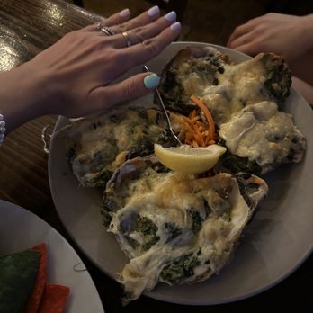 Island Fish - Oysters are huge - Seafood Near Me - Marathon, Florida Island Fish - Oysters are huge - Seafood Near Me - Marathon, Florida