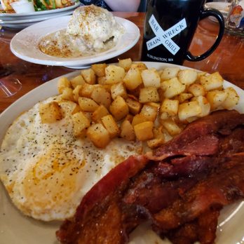Train Wreck Bar - Bacon/eggs/country potatoes/biscuit & gravy breakfast - Sports Bars Near Me - Burlington, Washington Train Wreck Bar - Bacon/eggs/country potatoes/biscuit & gravy breakfast - Sports Bars Near Me - Burlington, Washington