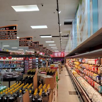 Super FL Mart - International Grocery Near Me - Mineola, New York