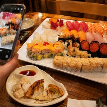 Makoto - Sushi Bars Near Me - Avenel, New Jersey Makoto - Sushi Bars Near Me - Avenel, New Jersey