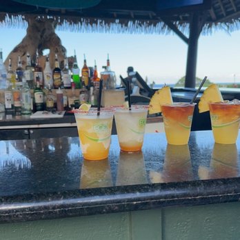 Driftwood Bar & Grille - Margaritas and mai tais - Cocktail Bars Near Me - Lihue, Hawaii Driftwood Bar & Grille - Margaritas and mai tais - Cocktail Bars Near Me - Lihue, Hawaii