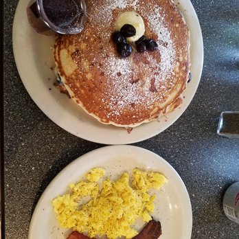 Studio One Cafe - Blueberry pancakes, scrambled eggs and bacon - Breakfast & Brunch Near Me - Eugene, Oregon
